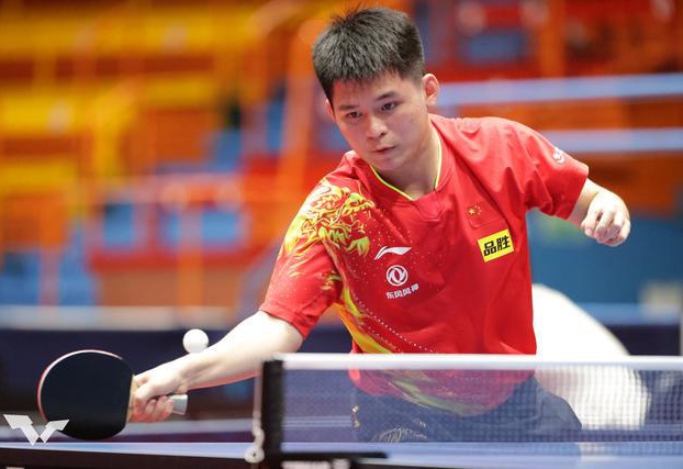 多球迷对其 多球迷对其